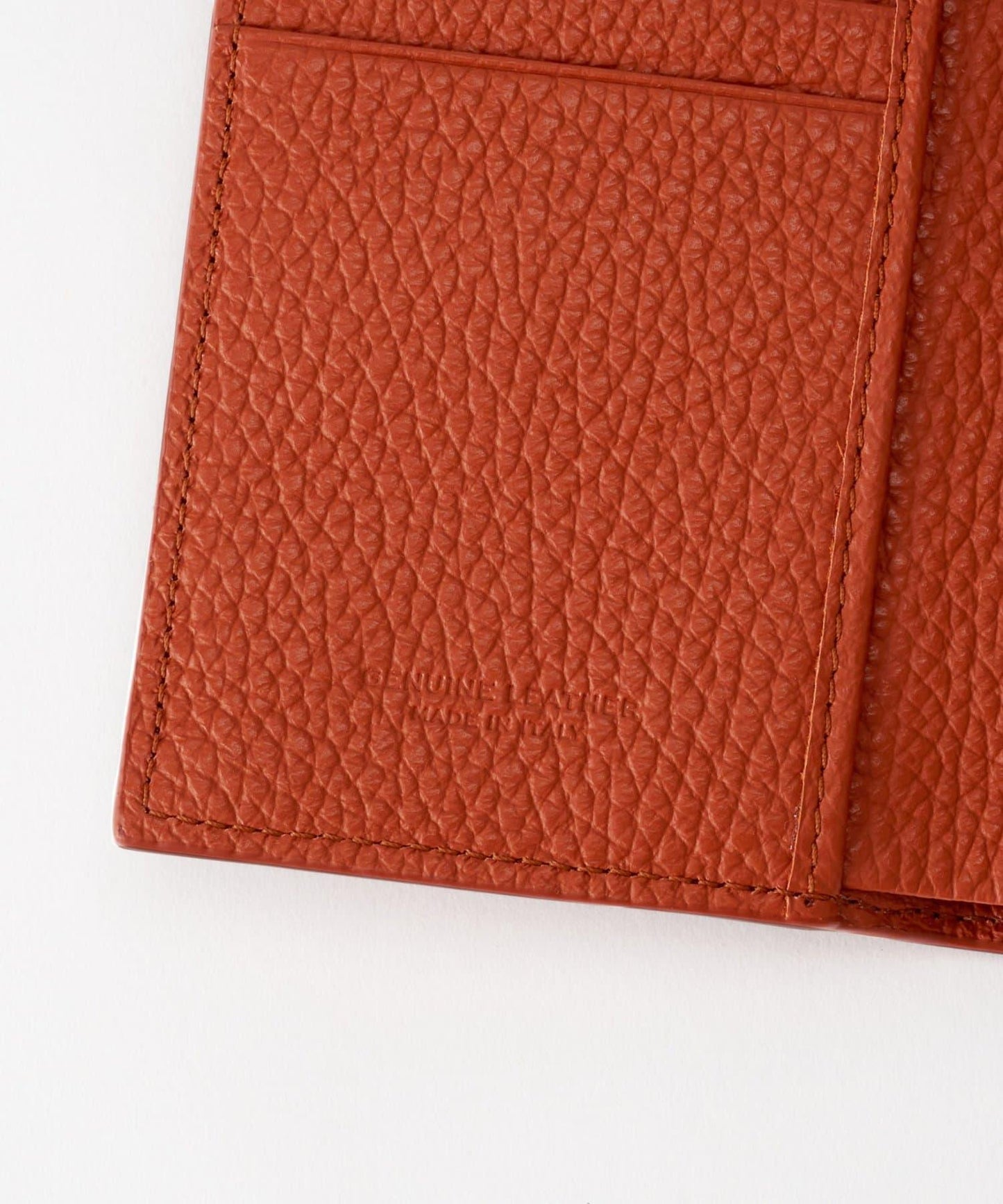 【coming soon】アバ 半折錢包 CERVO