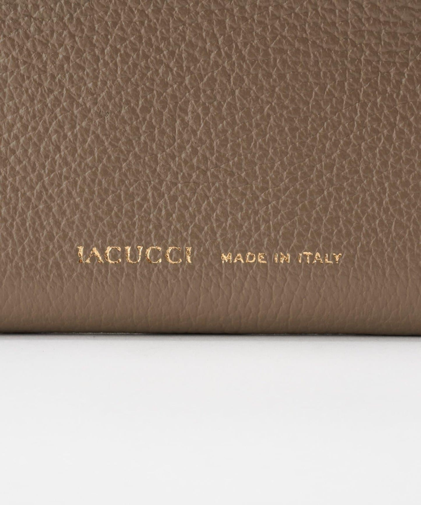 【coming soon】アバ 半折錢包 CERVO