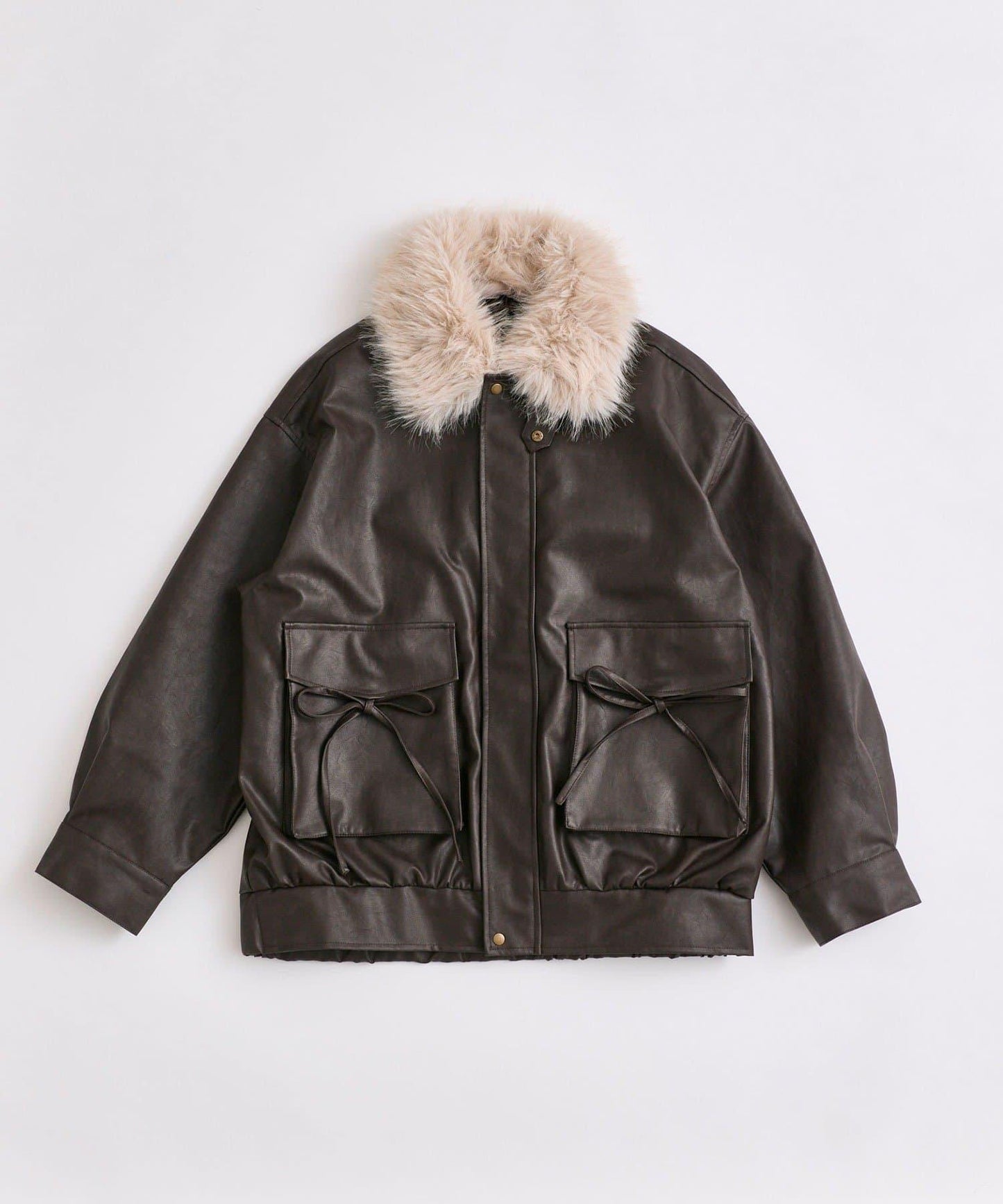 仿皮草圍巾拼接生態皮夾克