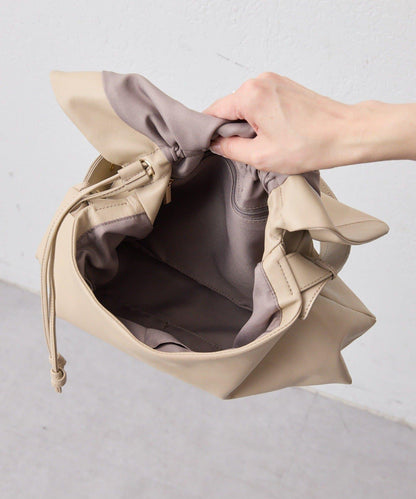 皮革翻蓋單肩包