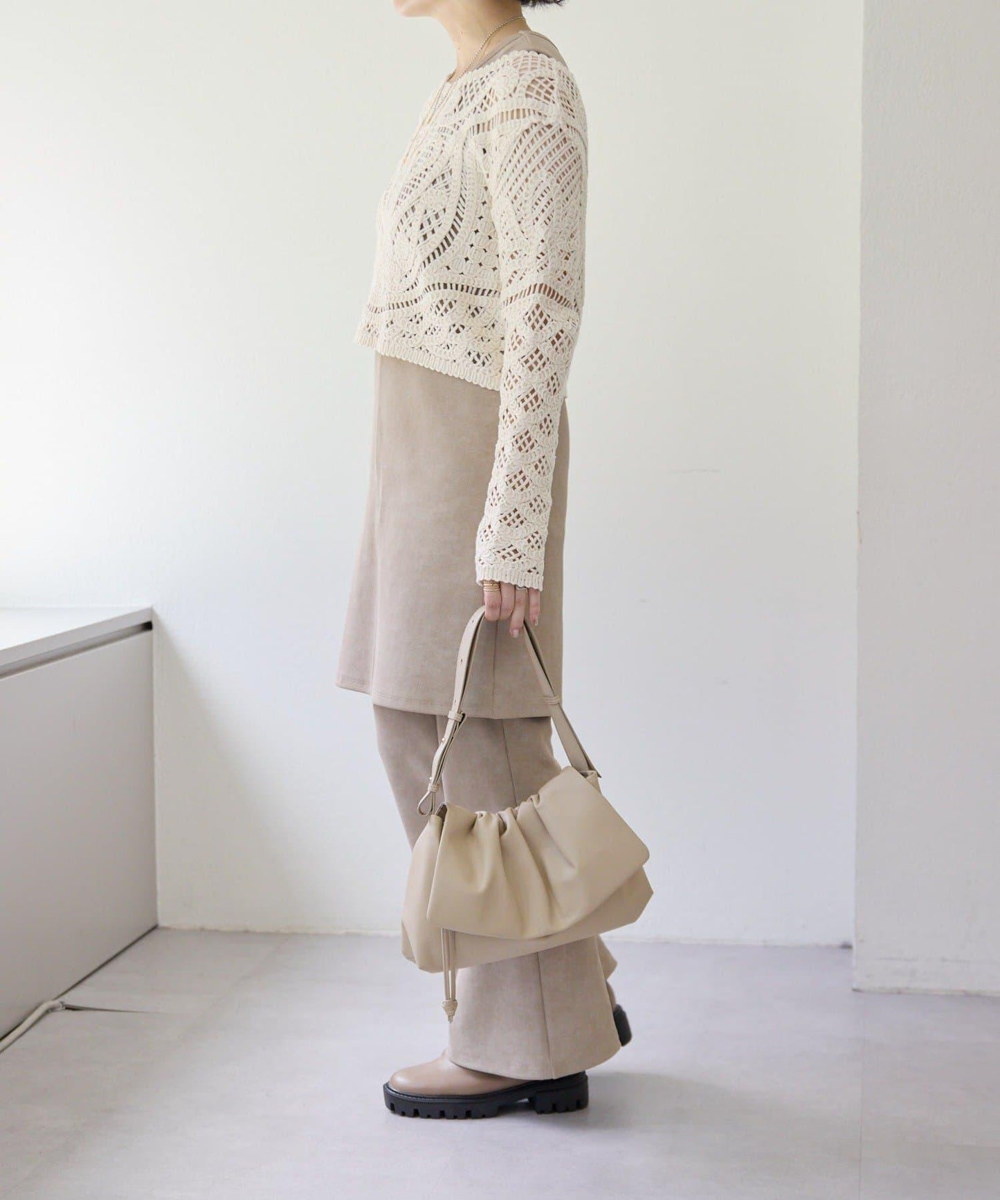 皮革翻蓋單肩包