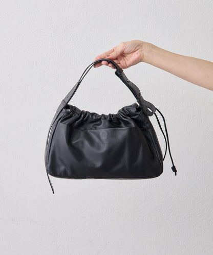 皮革翻蓋單肩包