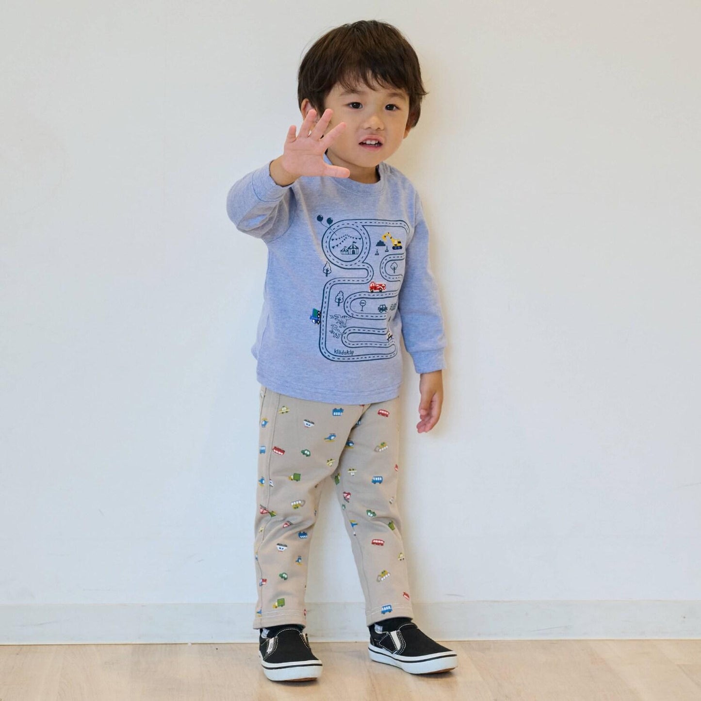 工程車輛與道路長袖T恤