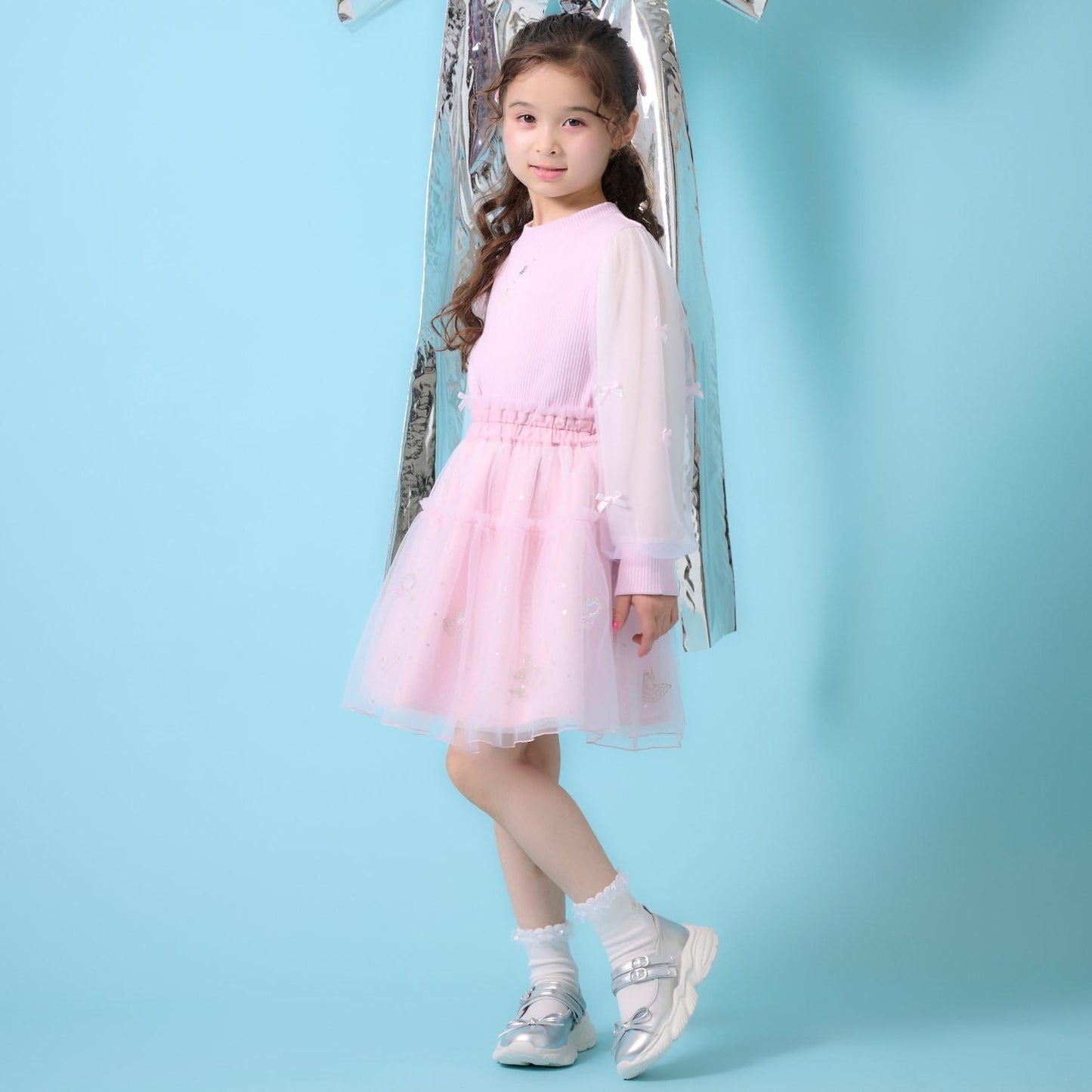 項鍊刺繡袖子網紗羅紋長袖T恤