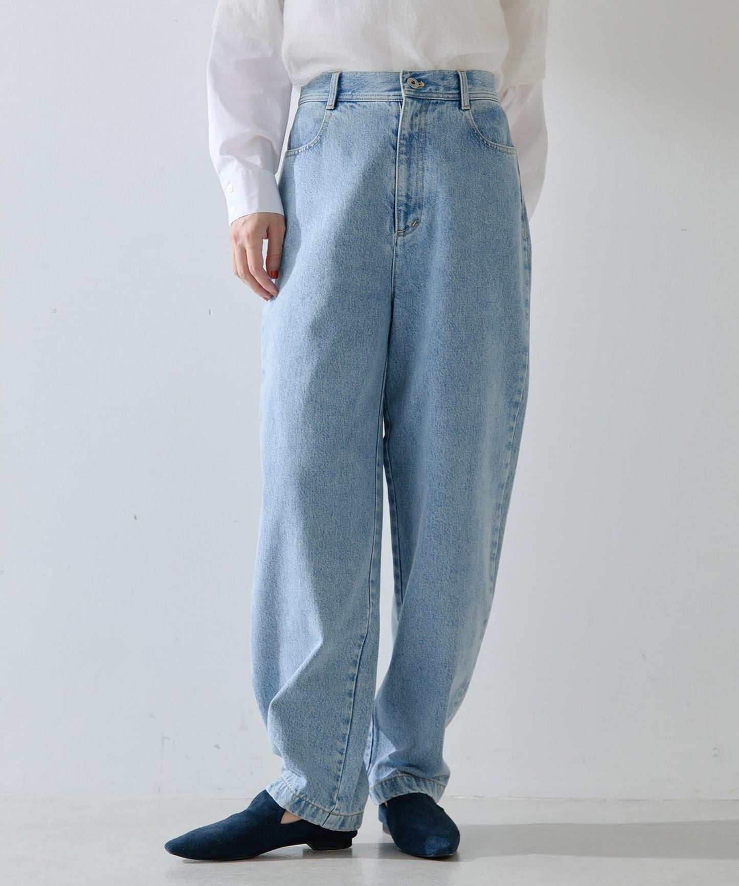 【THE PAUSE】高腰弧形牛仔褲