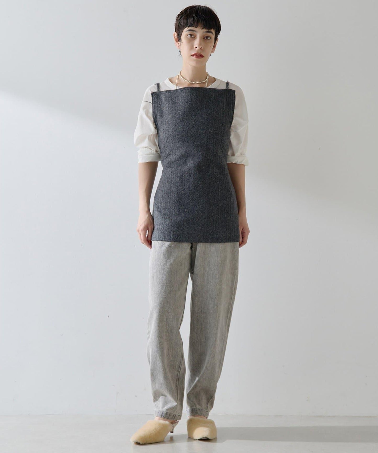 【THE PAUSE】高腰弧形牛仔褲