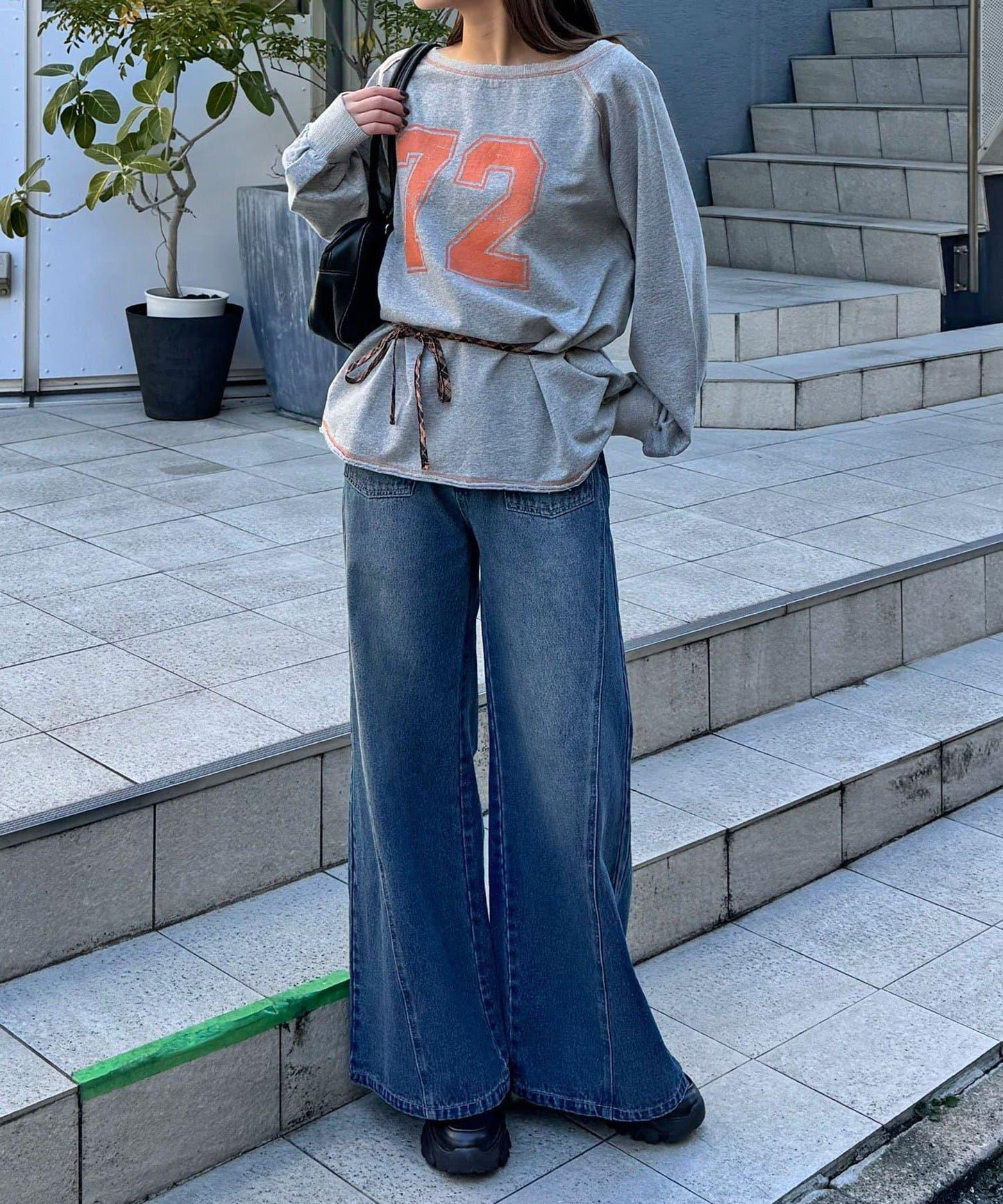 項圈套裝編號拼色袖衛衣