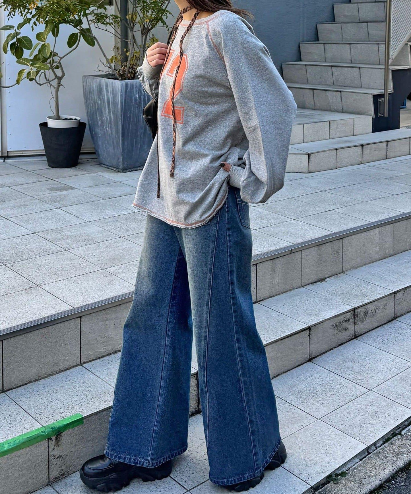 項圈套裝編號拼色袖衛衣