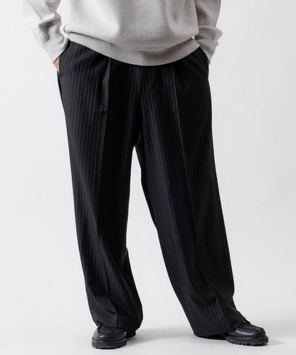 寬鬆直筒一褶西裝長褲