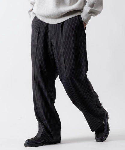 寬鬆直筒一褶西裝長褲