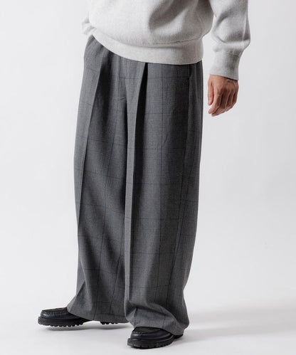 寬鬆直筒一褶西裝長褲