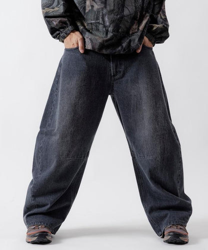 寬鬆版型弧形牛仔褲 單次水洗