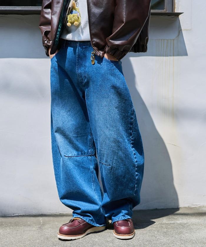 寬鬆版型弧形牛仔褲 單次水洗