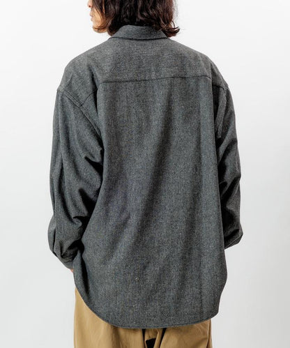 寬鬆版型羊毛感常規領襯衫