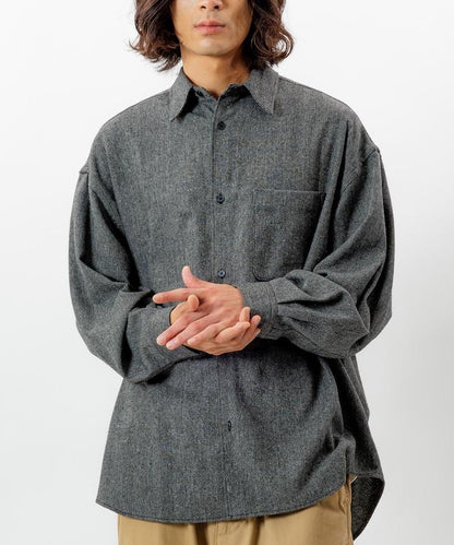 寬鬆版型羊毛感常規領襯衫