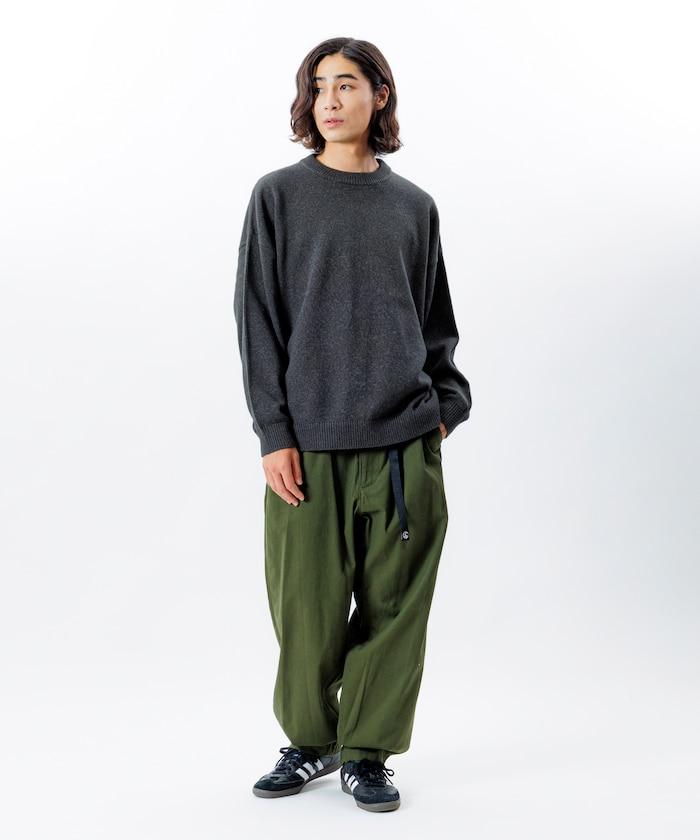 寬鬆版型 易打理 可水洗 圓領針織衫