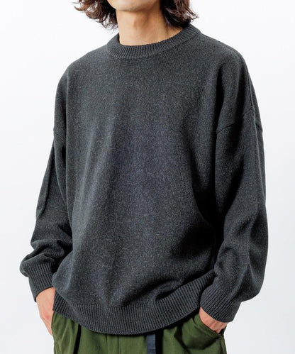 寬鬆版型 易打理 可水洗 圓領針織衫