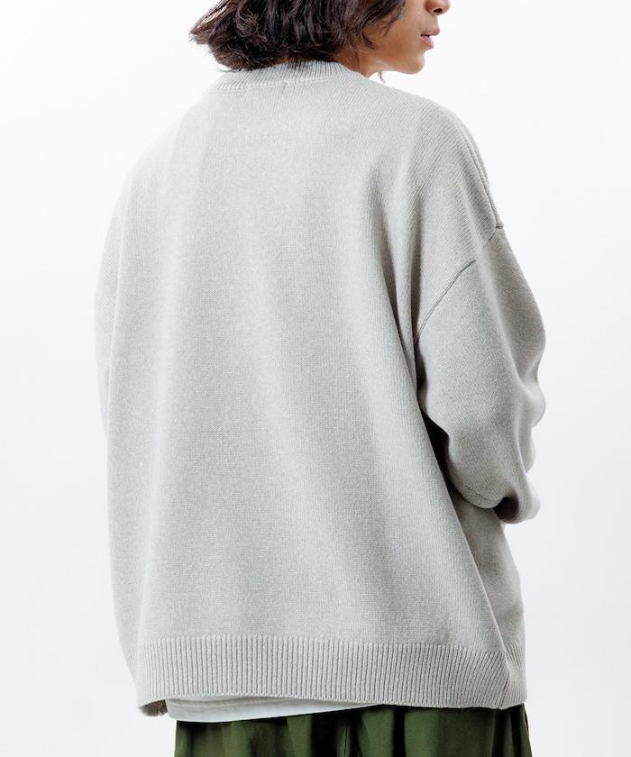 寬鬆版型 易打理 可水洗 圓領針織衫