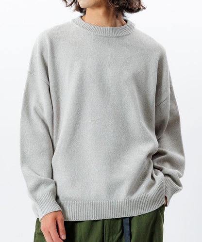 寬鬆版型 易打理 可水洗 圓領針織衫