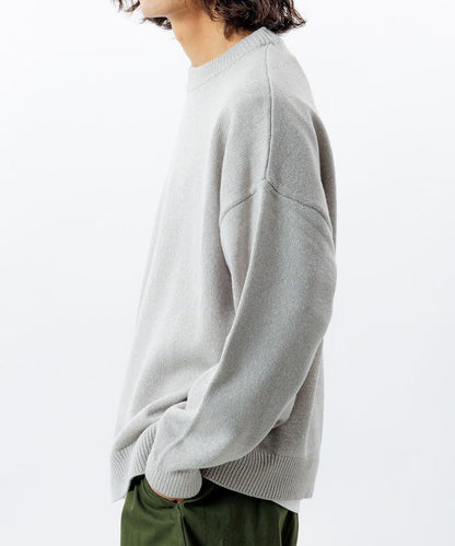 寬鬆版型 易打理 可水洗 圓領針織衫