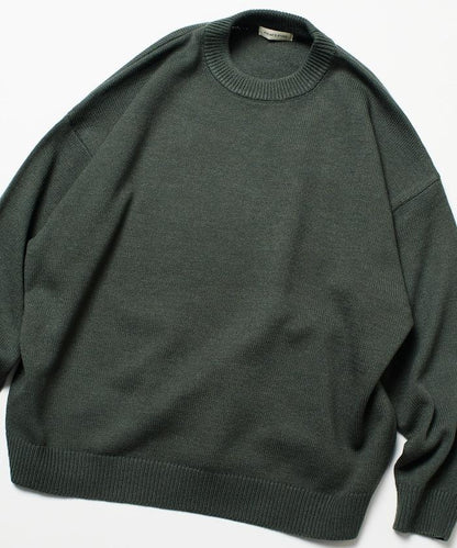 寬鬆版型 易打理 可水洗 圓領針織衫