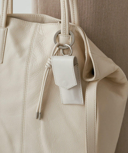 附唇形化妝包皮革掛飾