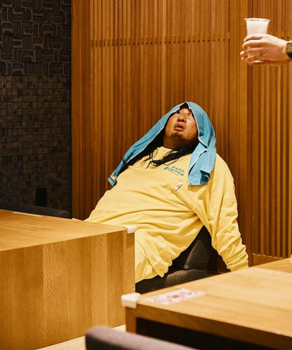 聯名 KANNAIGI × サウナ田ヒロユキ 長袖加絨館內服套裝 含束口揹包