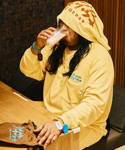 聯名 KANNAIGI × サウナ田ヒロユキ 長袖加絨館內服套裝 含束口揹包