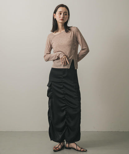 不對稱裝飾領口時尚上衣