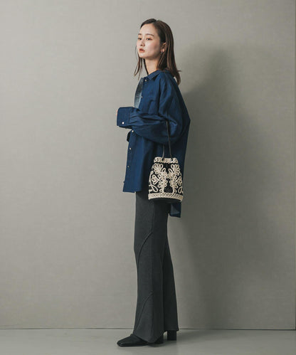 繡花天鵝絨手提包