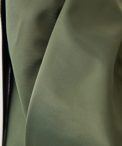 防潑水A4斜挎包