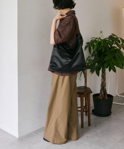 防潑水A4斜挎包