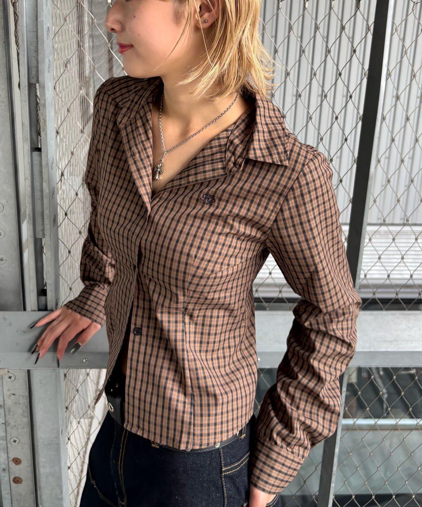 多色組合簡約飛鏢襯衫