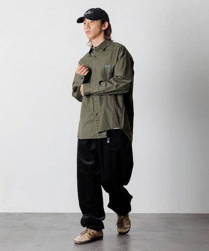 寬鬆版型水洗常規領襯衫