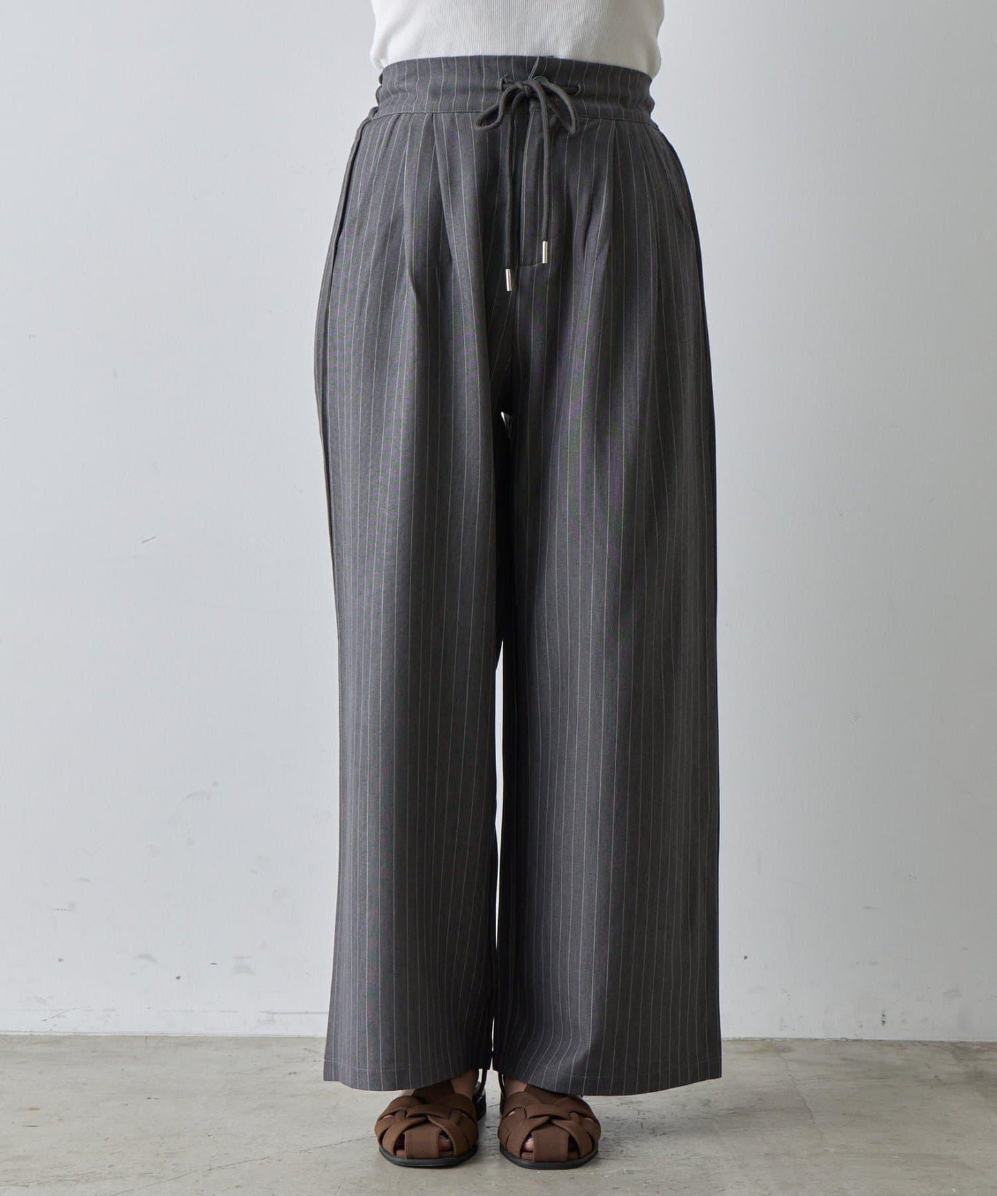 【AW】細條紋休閒褲