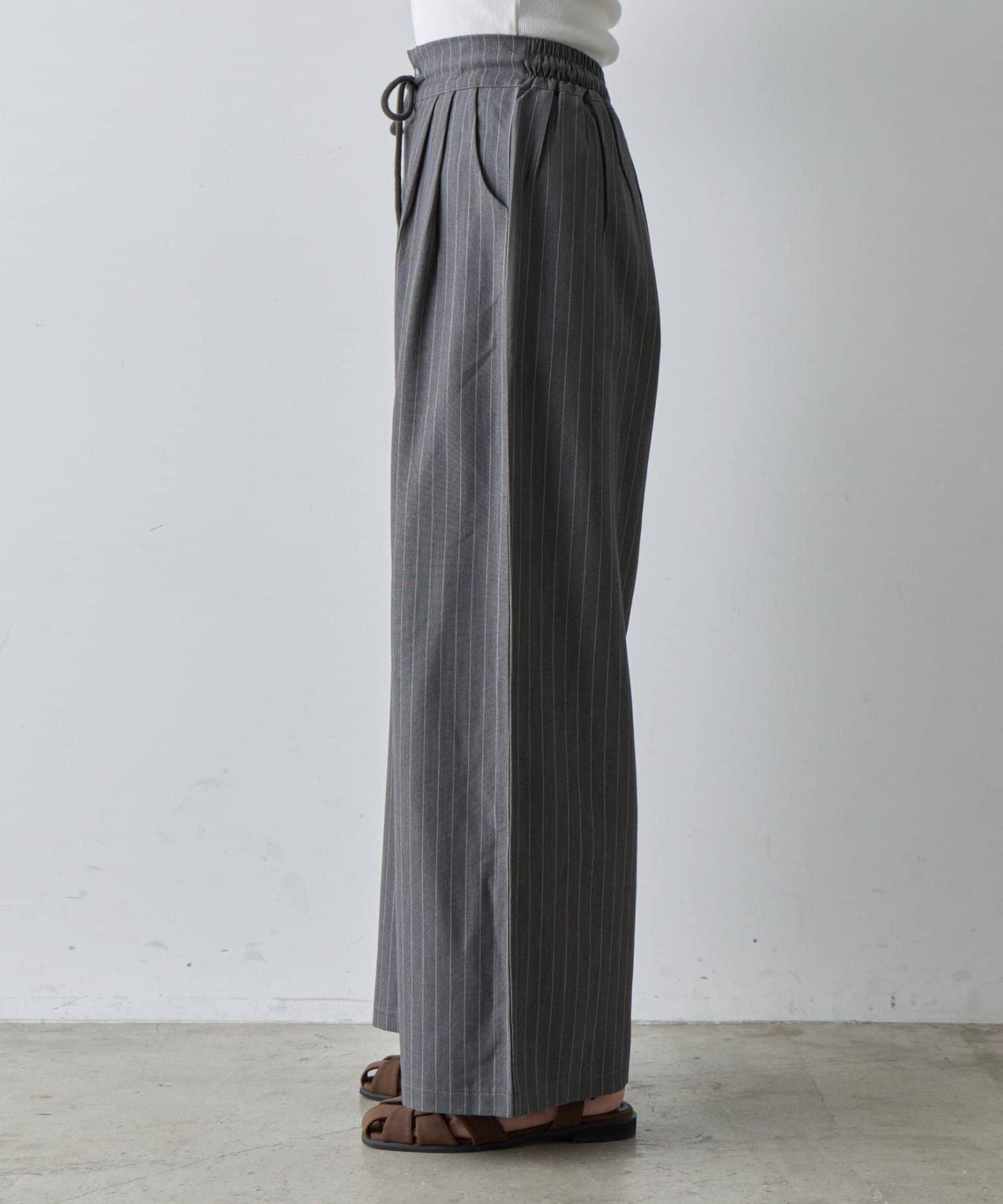 【AW】細條紋休閒褲