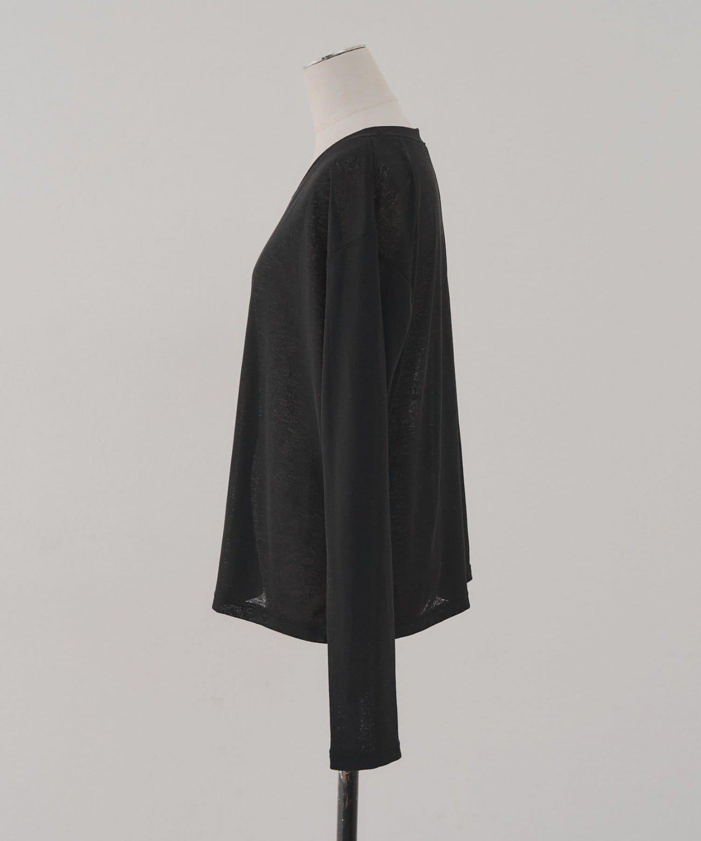 也適合疊穿！透視長袖T恤