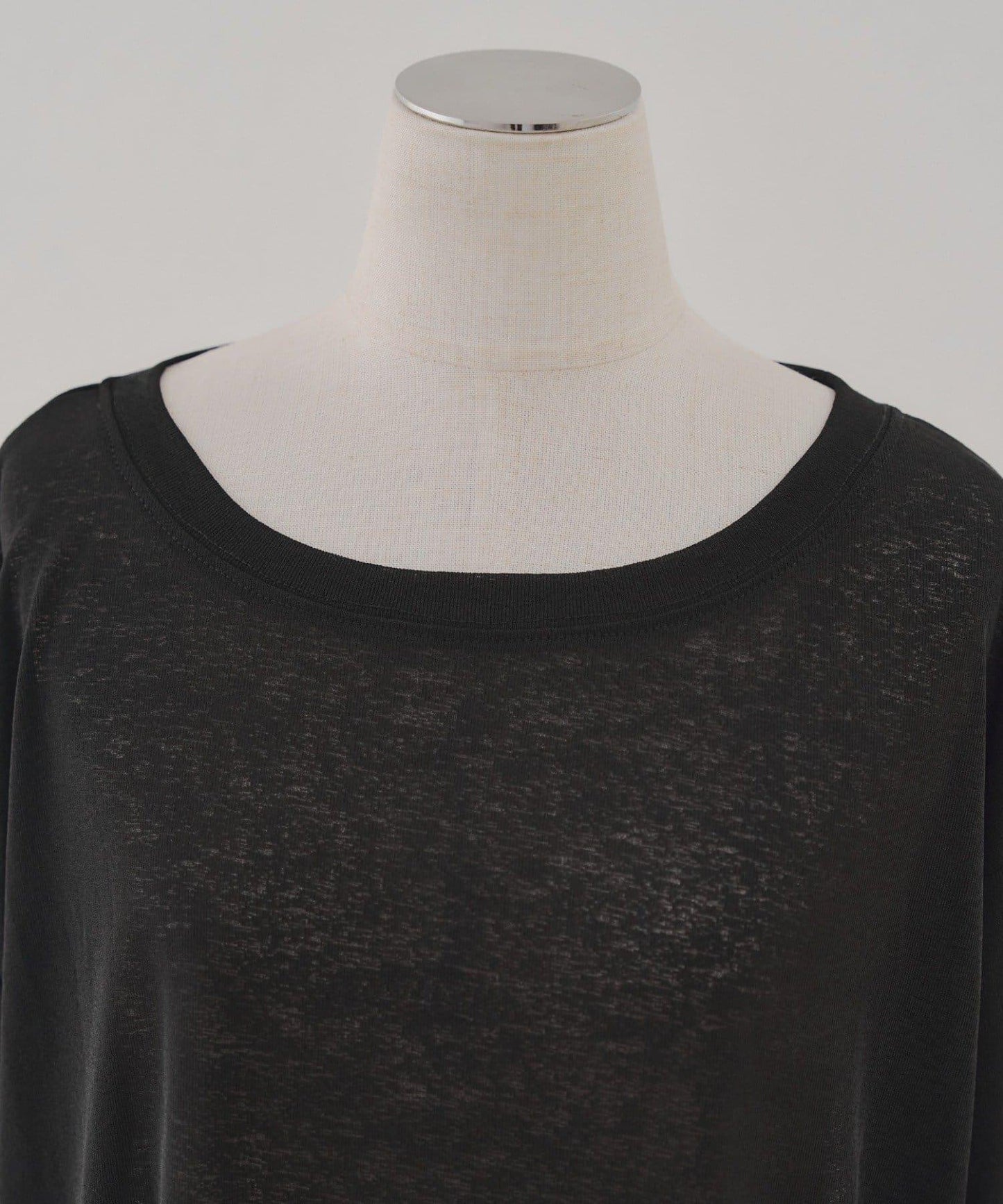 也適合疊穿！透視長袖T恤