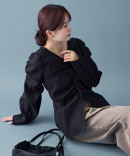 【mystic】V字褶皺襯衫