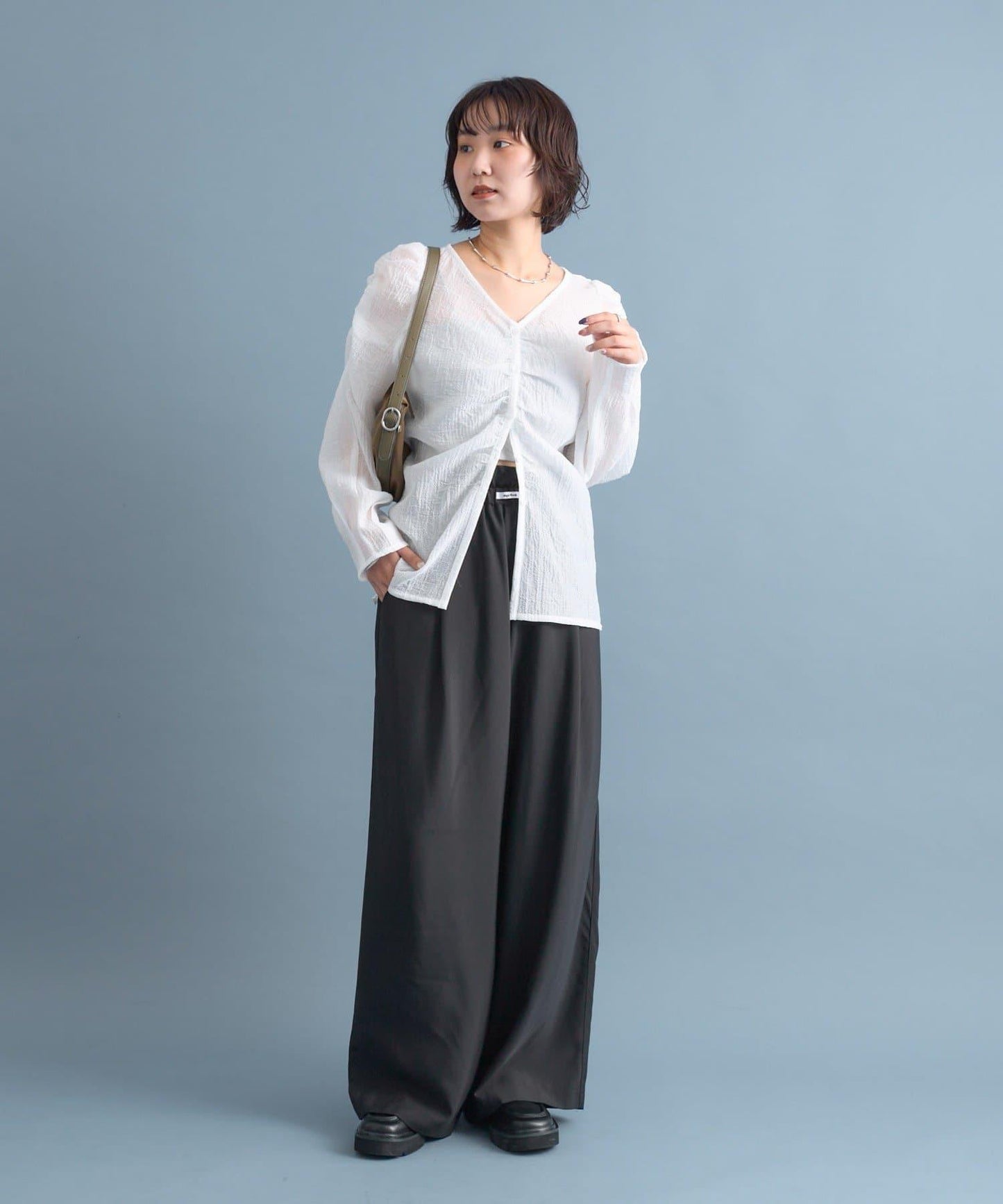 【mystic】V字褶皺襯衫