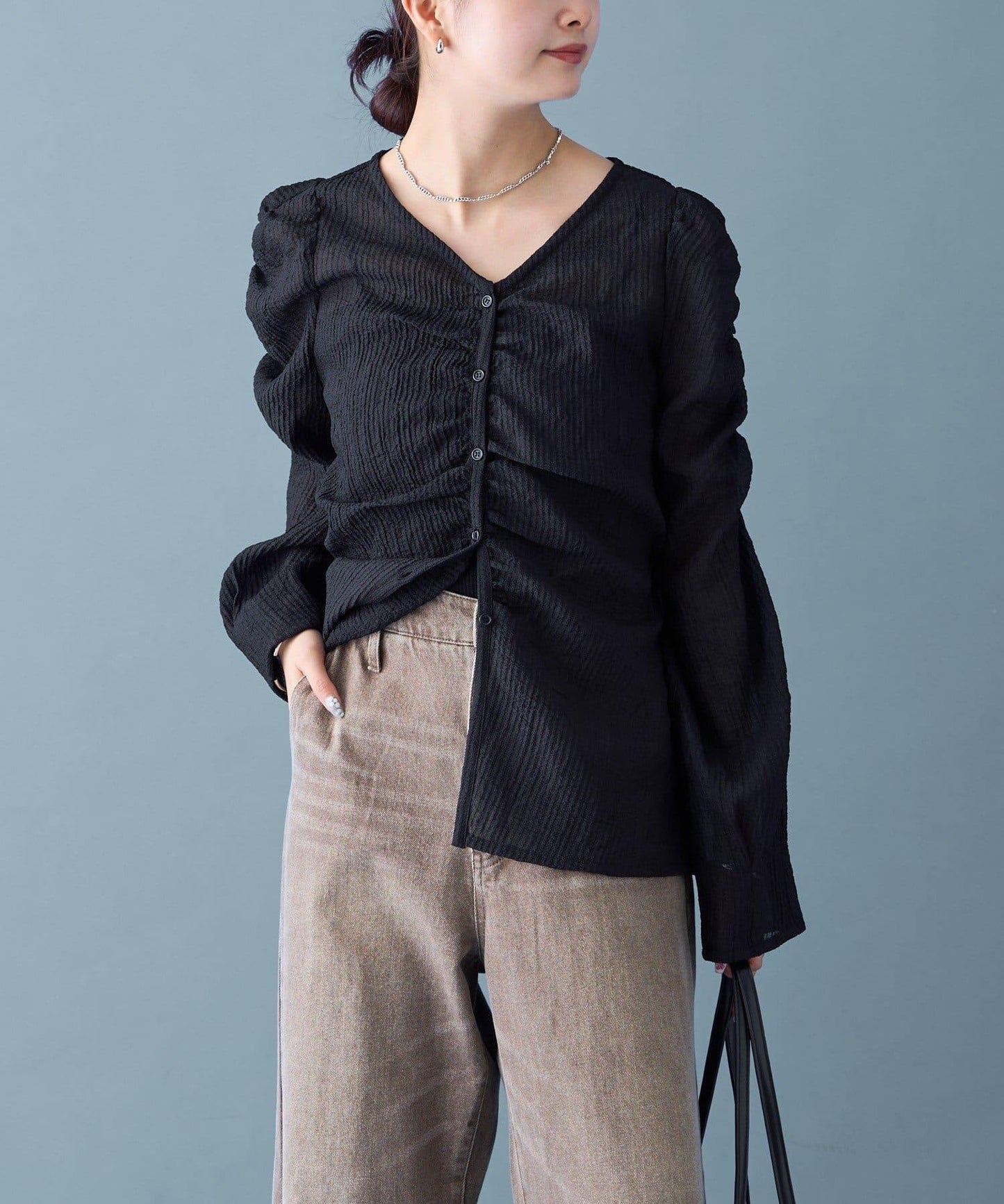 【mystic】V字褶皺襯衫