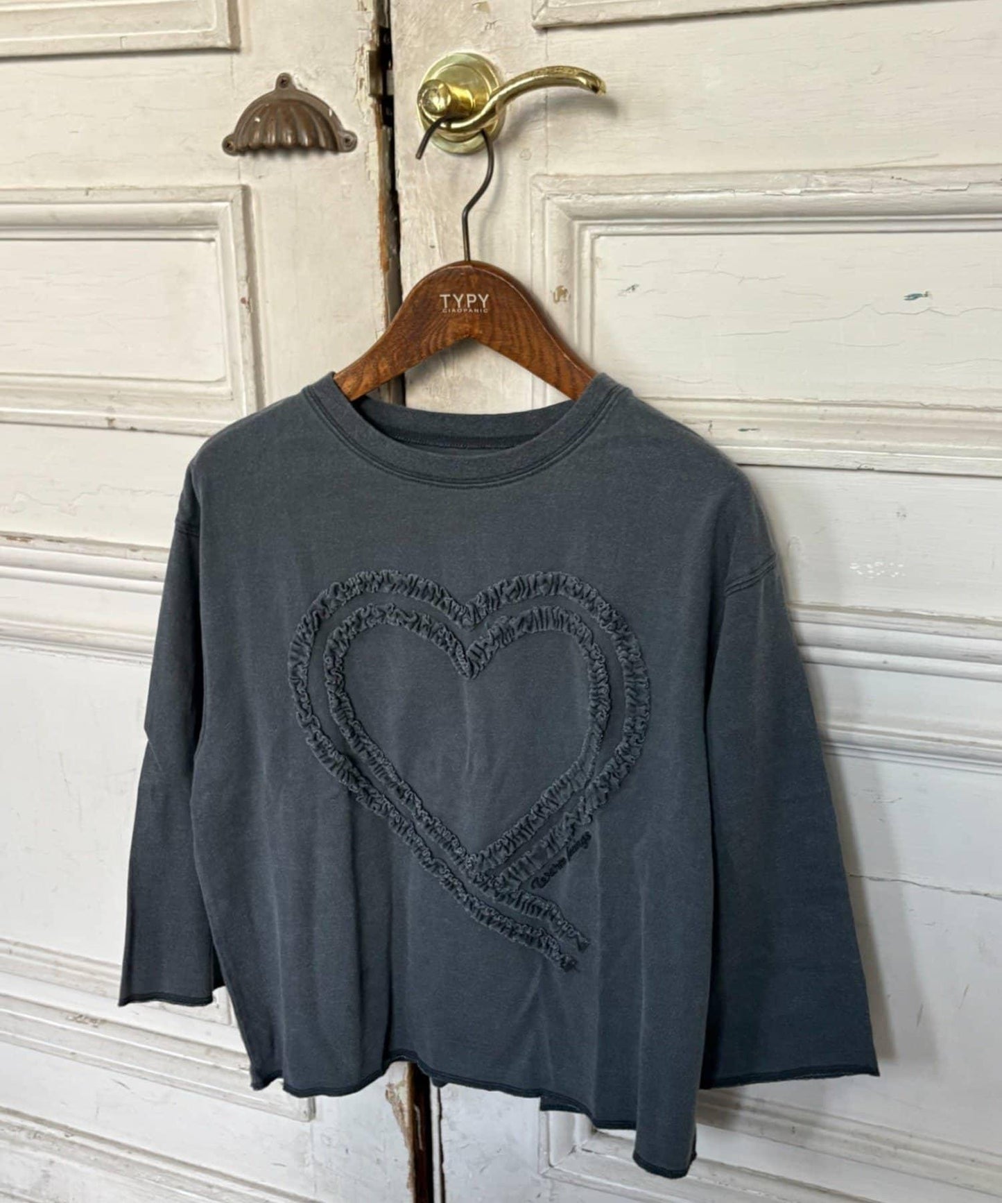 【KIDS】水洗工藝愛心圖案長袖T恤