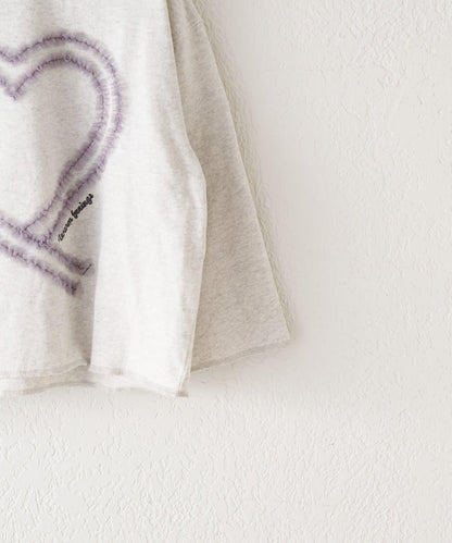 【KIDS】水洗工藝愛心圖案長袖T恤