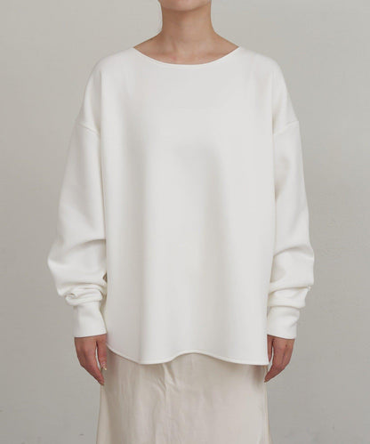 圓弧下襬套頭衫