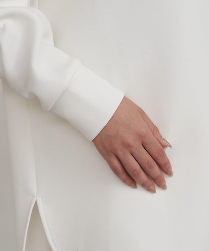 圓弧下襬套頭衫