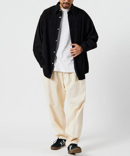 寬鬆版型燈芯絨常規領襯衫