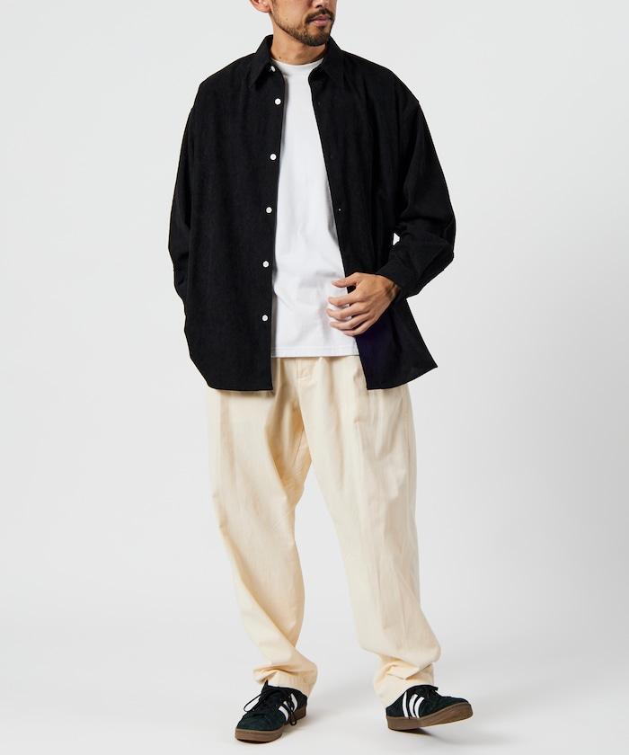 寬鬆版型燈芯絨常規領襯衫