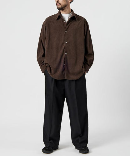 寬鬆版型燈芯絨常規領襯衫