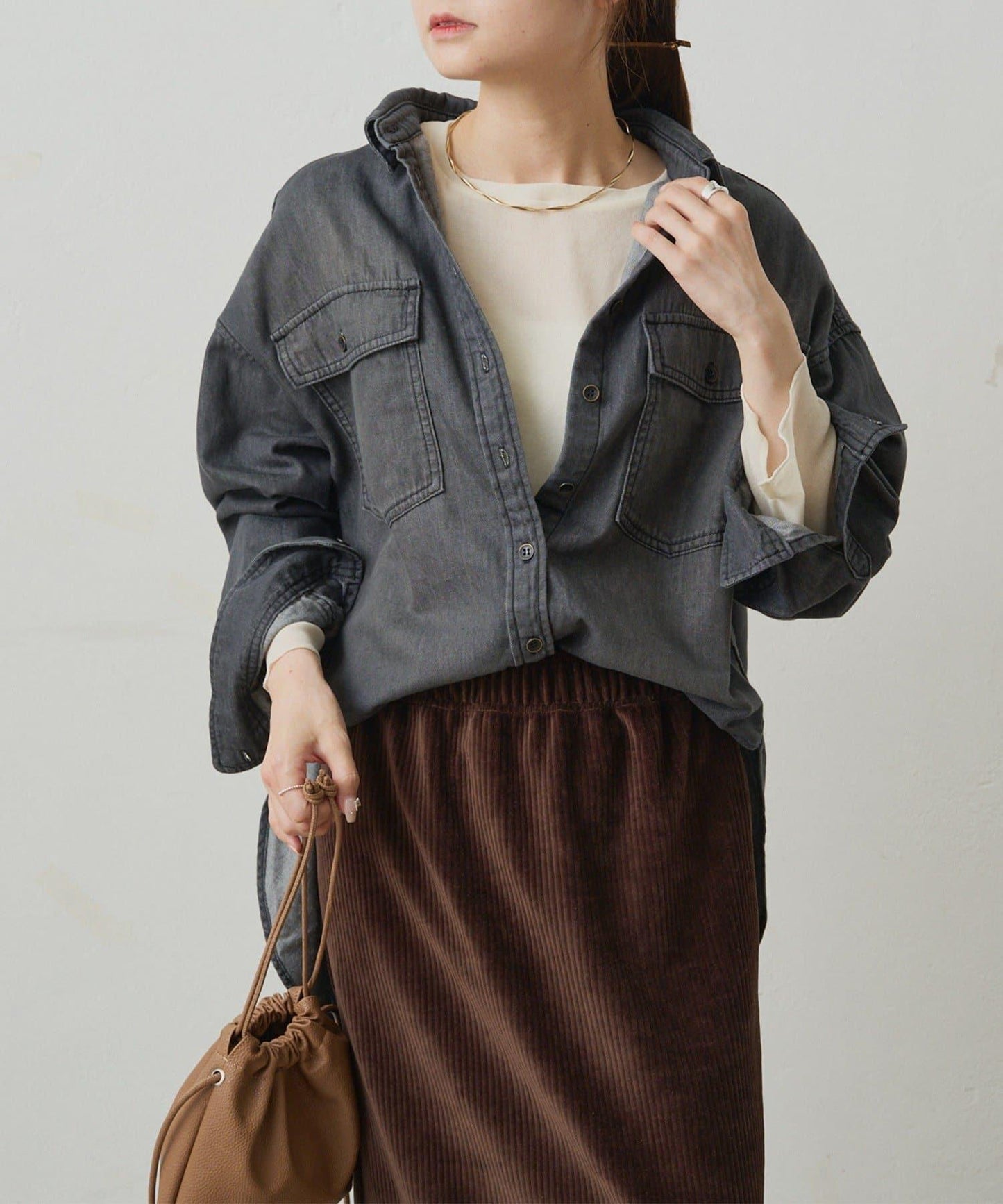 雙口袋牛仔襯衫