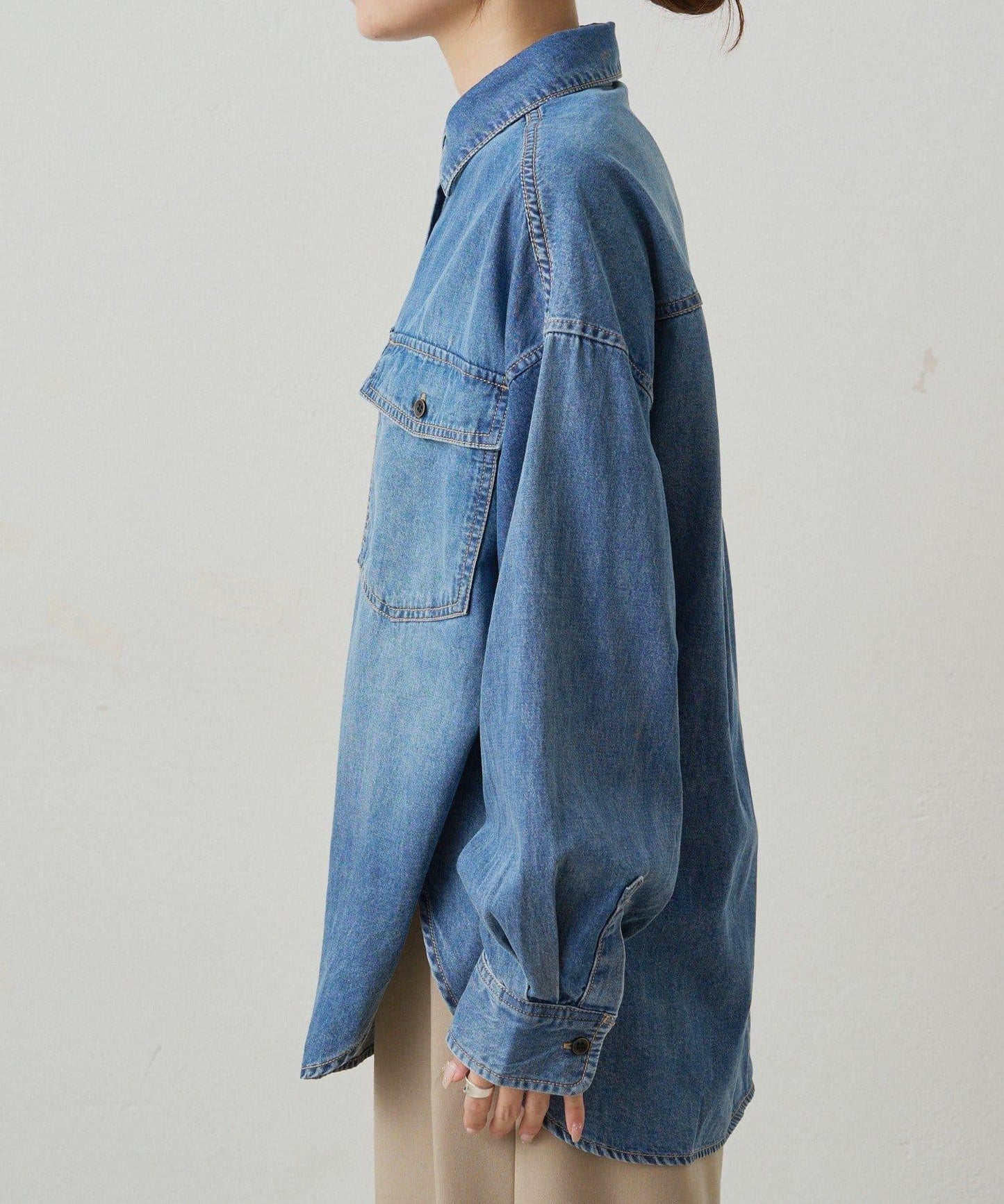 雙口袋牛仔襯衫